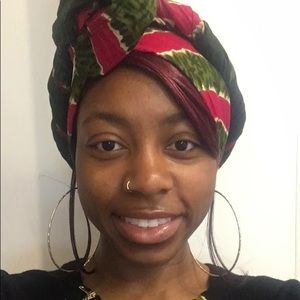 Meet your Posher, Ariana